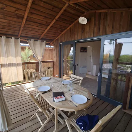 Camping De La Cote Des Legendes Brignogan-Plages Exterior photo