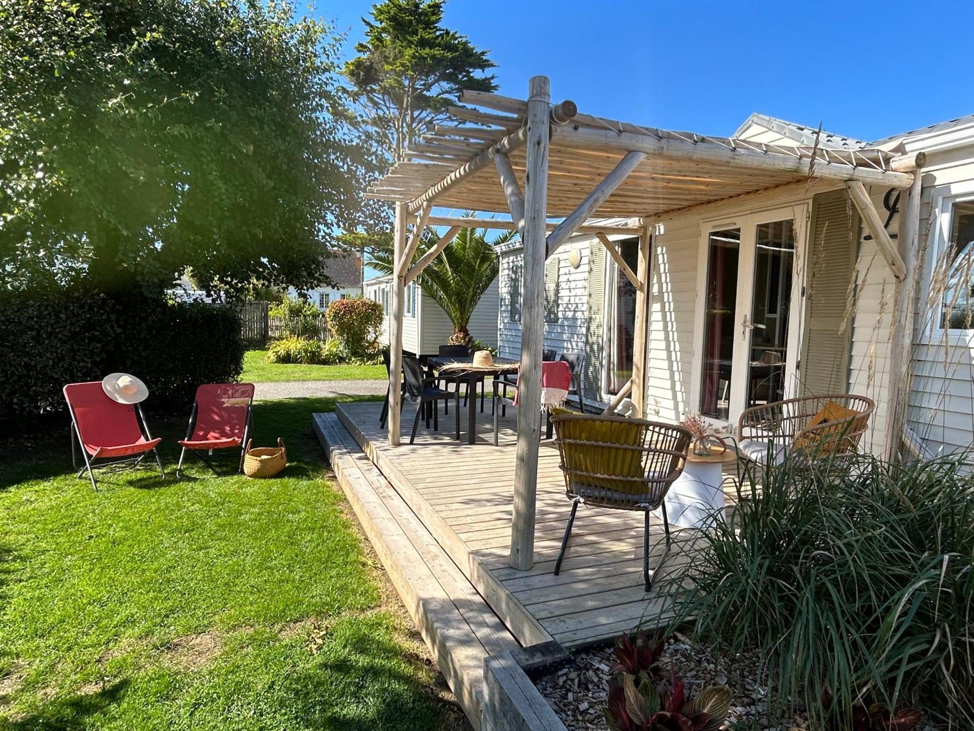 De La Cote Des Legendes Campsite *